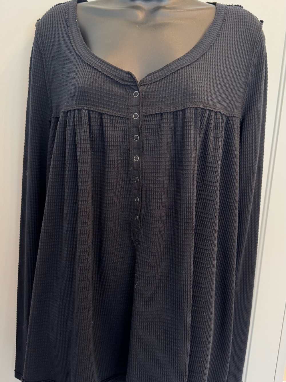 We The Free Free People Black Thermal Henley Babydoll Long Sleeve Tunic Top